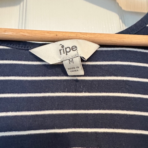 RIPE Maternity Stretchy Maxi Summer Dress blue and white strip size Small - Picture 4 of 4